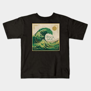 GREEN WAVE Kids T-Shirt